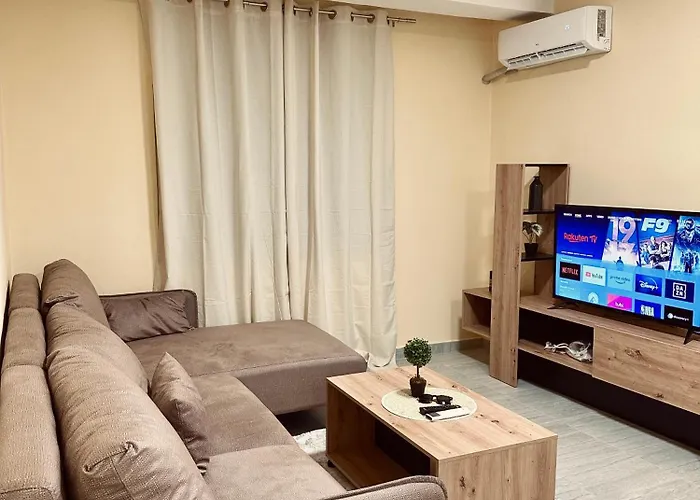 Urban In Blloku Τίρανα