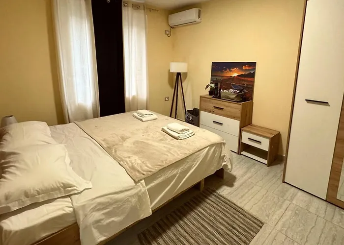 Διαμέρισμα Urban In Blloku Τίρανα